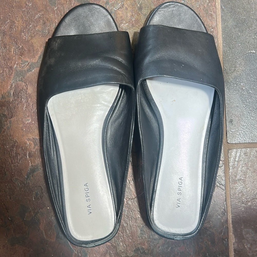 Via Spiga Leather Mule